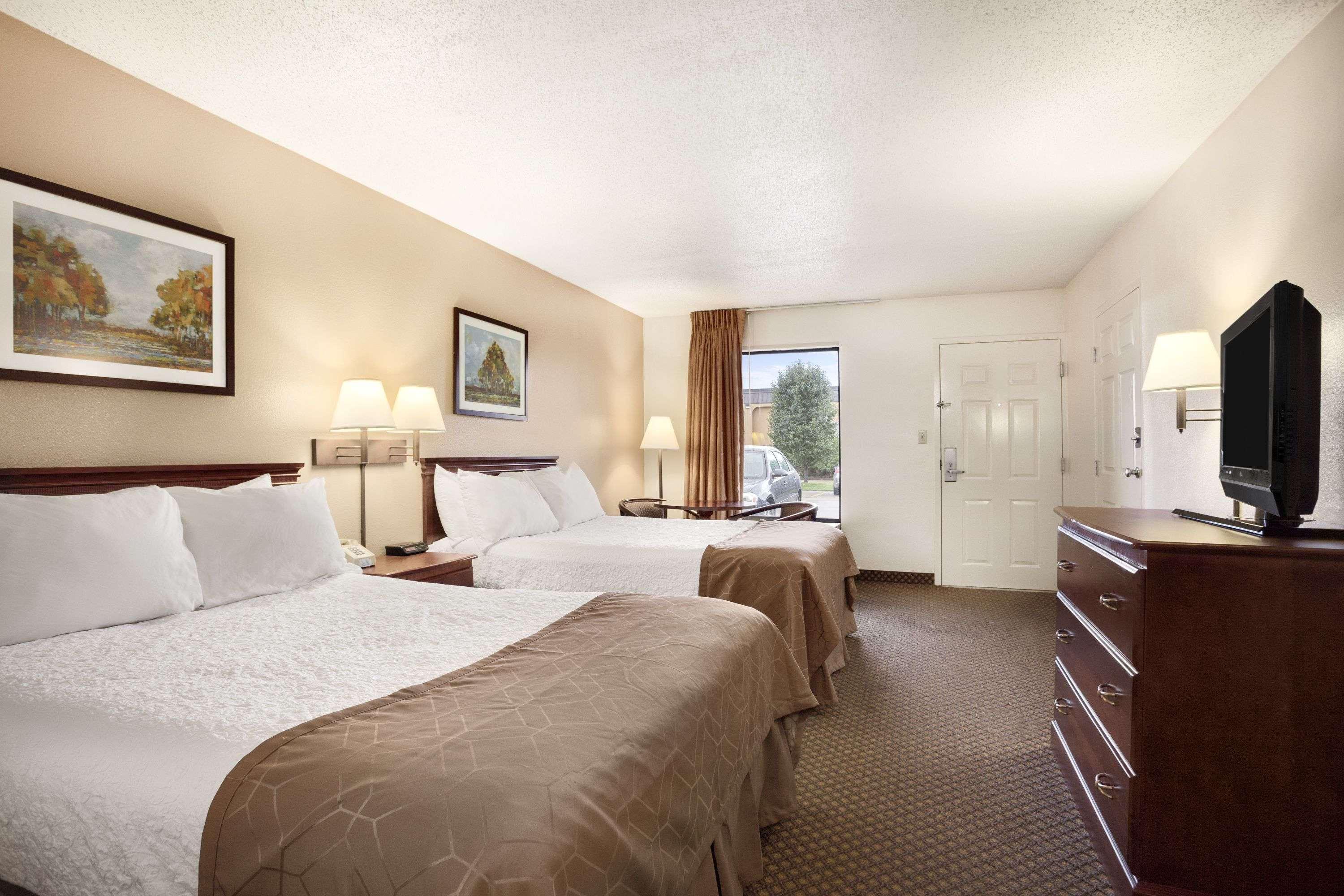 Days Inn By Wyndham Kuttawa/Eddyville Esterno foto